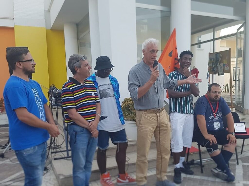 Massimo Antonelli riceve il premio Don Peppe Diana